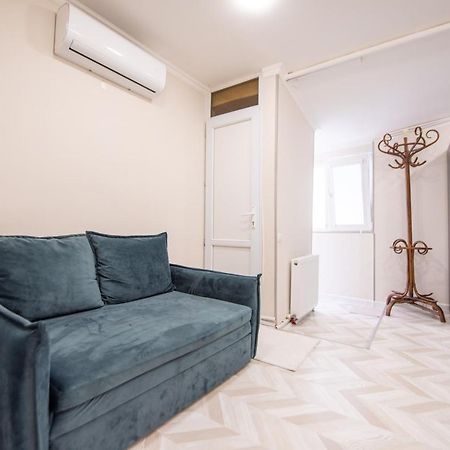 Old Town-Booking Apartment 第比利斯 外观 照片